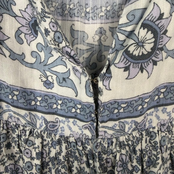 Lucky Brand Printed Flutter Sleeve Top V-Neck Soft Blue Floral Babydoll Small - Picture 6 of 12